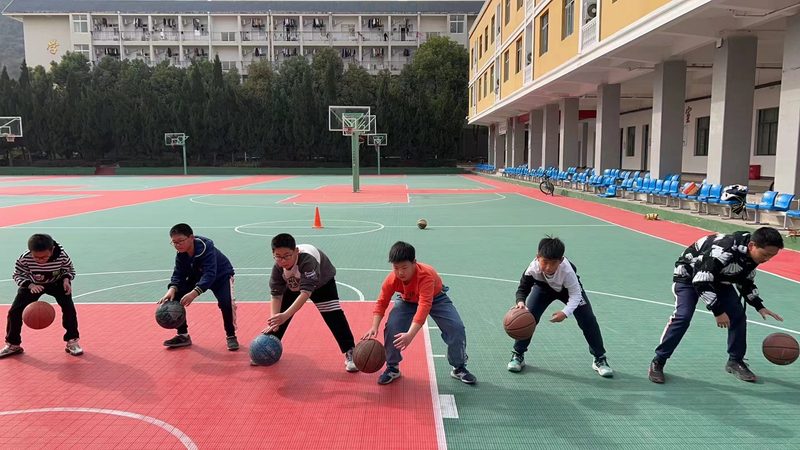 对于零基础学习者来说，选择适合自己的网络课程至关重要。以下是一些建议：